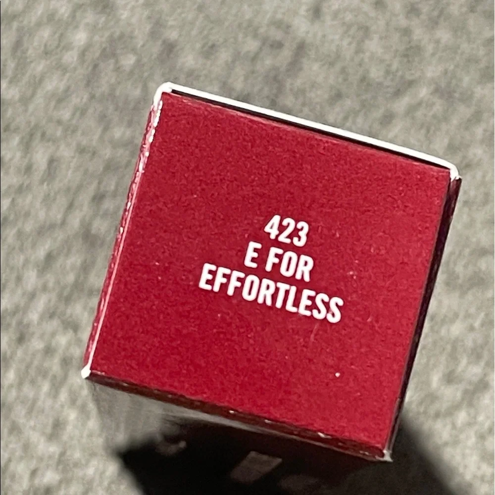 🥰🥰MAC Love Me Lipstick E for Effortless🥰🥰